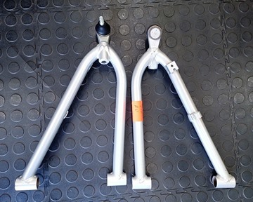 Picture of Right Upper A-arm With Ball Joint