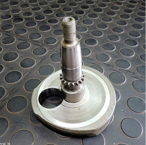 Picture of LH Crankshaft LTR 450, 2006-2009