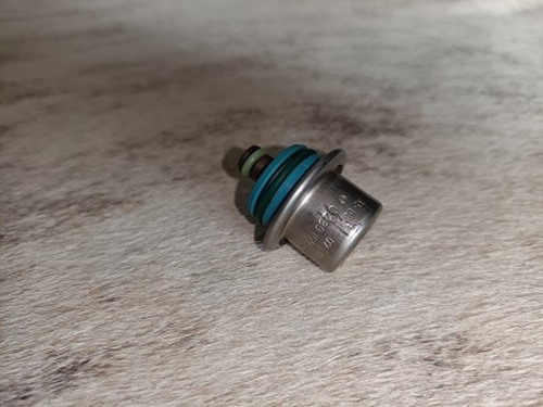 Picture of Renegade 800 Fuel Preasure Regulator